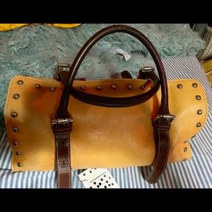 Great leather vintage satchel